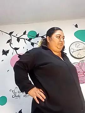 Freechat curvy_diva_ on StripChat