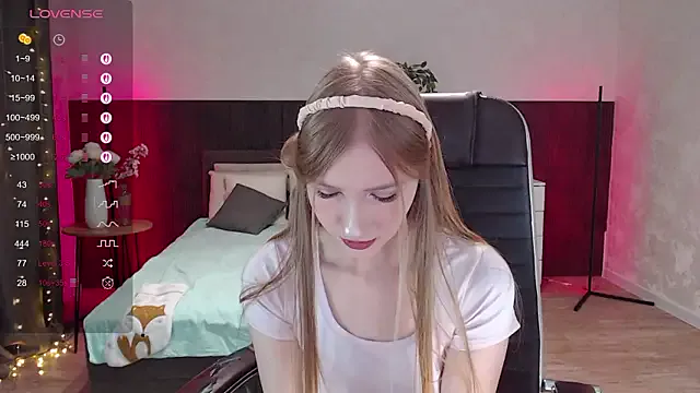 Cutie_Annie — make me wet and naughty with your vibes