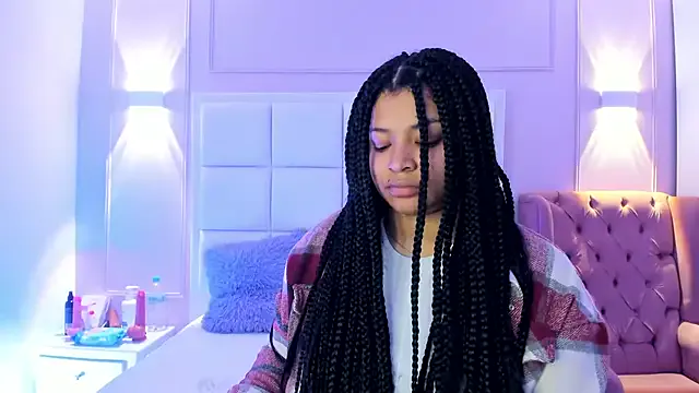 Dakota_Mars on StripChat