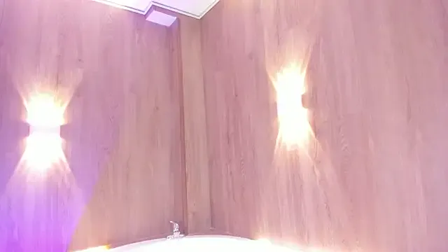 Dakota_Mars on StripChat