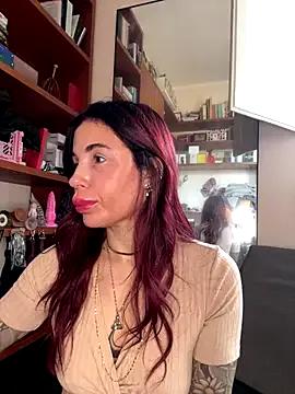 Freechat Dancing_wmyselF_ on StripChat