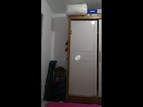 Deliicinhadostripp