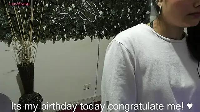 Freechat DestinyHills on StripChat