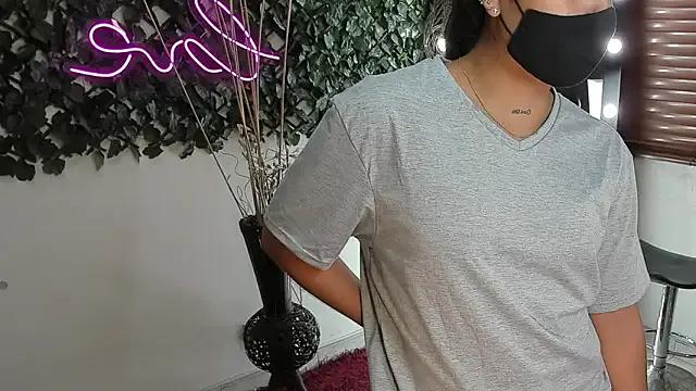 Freechat DestinyHills on StripChat