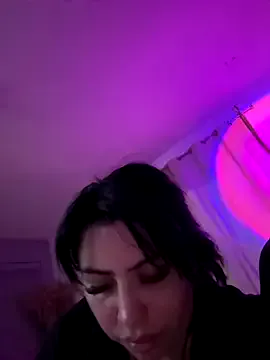 Draculona-666 on StripChat