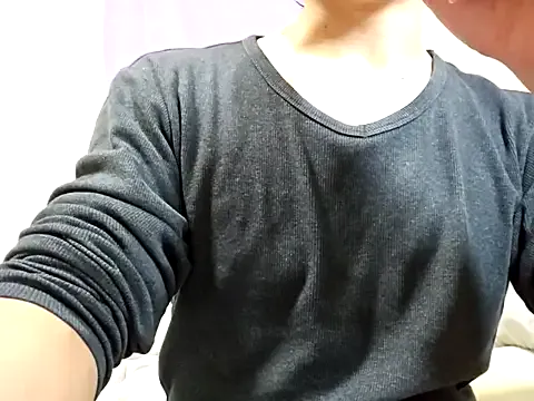 Earth_001 on StripChat