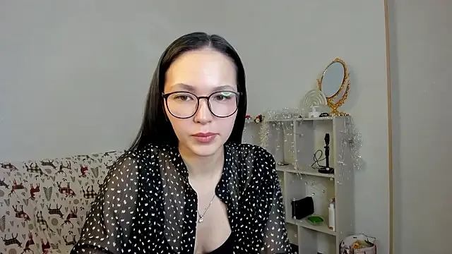 elina_syui — take off my shirt