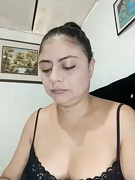 ElizabethWeil on StripChat