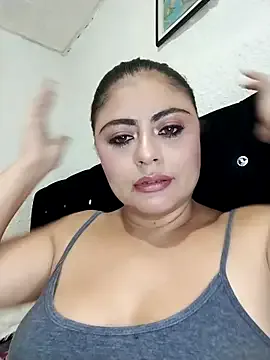 ElizabethWeil on StripChat