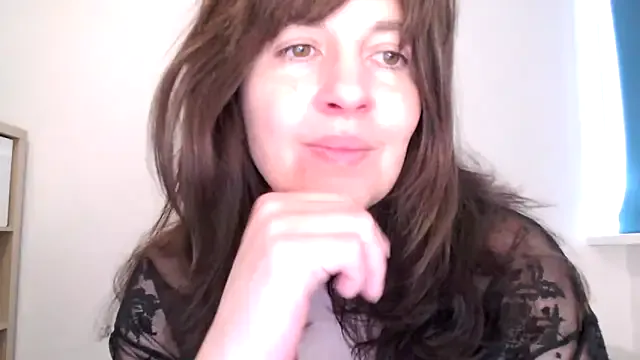 Ella_Next_Door on StripChat