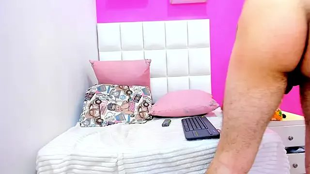 erickandnatasha_69 on StripChat