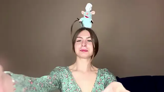 ErlinaBuoy on StripChat