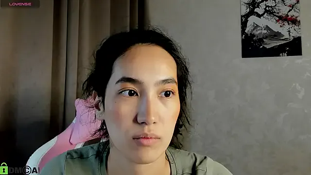 FlirtyAura on StripChat