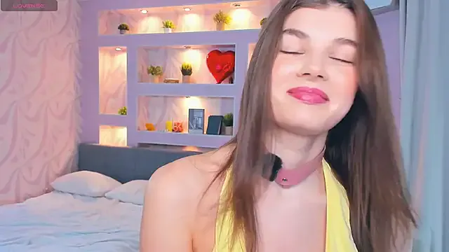 FloraDobb on StripChat