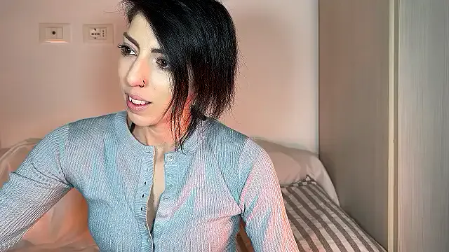 flowermadness on StripChat