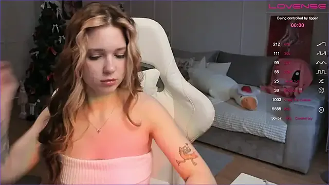 Frau_Lina on StripChat