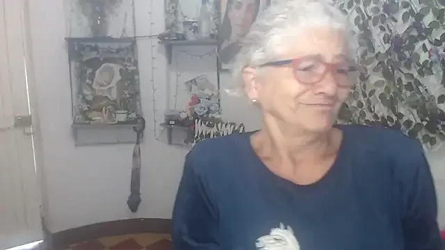 FunnyGrandma on StripChat