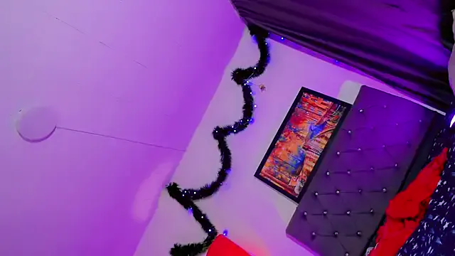 Gabyqueen70 on StripChat