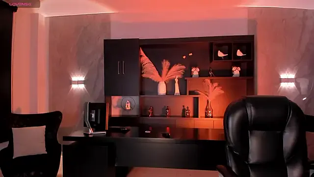 GiaFerrara — Suck big dick