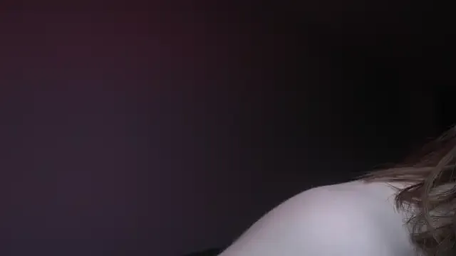 ginger_hugs on StripChat