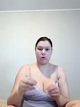 GlitterAuburn model from sc