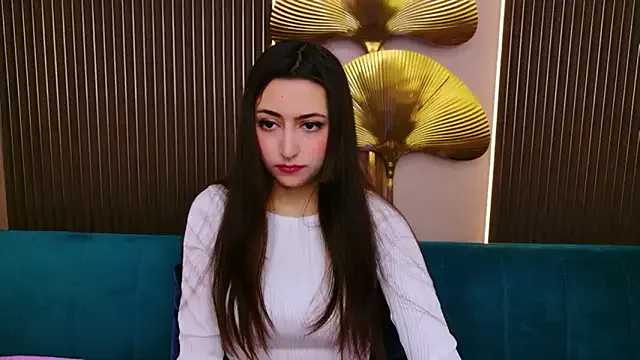 Gloria_Bendall on StripChat