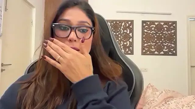 GoddessAnna on StripChat 