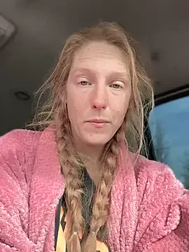 GoldenFlameGoddess — Make MILF moan