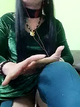 Hangem111 on StripChat