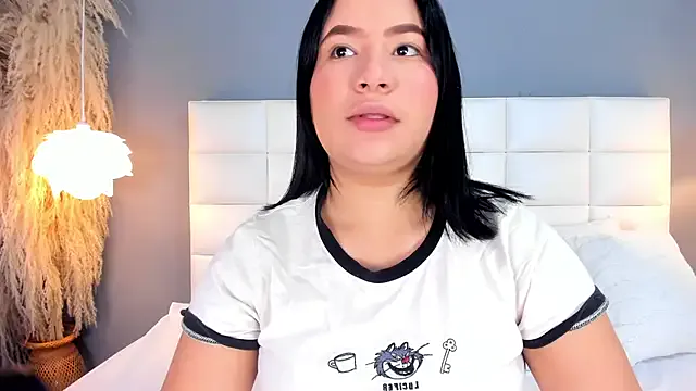 HannaKarson on StripChat