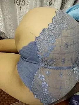 Haralushiaaa on StripChat 