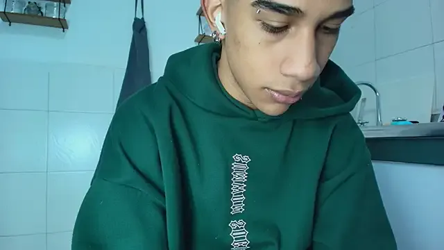 hares_mds — show cock and wank