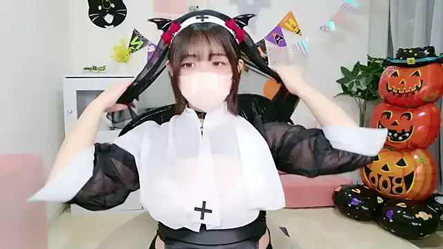 Hinata_Sun on StripChat