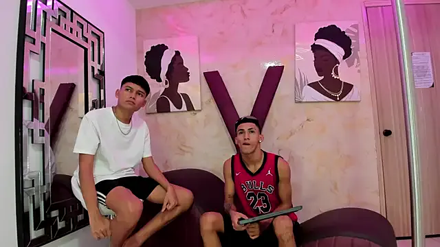 HORNY_PRETTY on StripChat