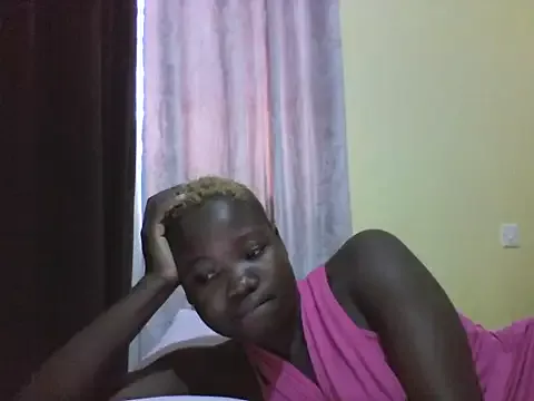 Hot_naughtybeb on StripChat