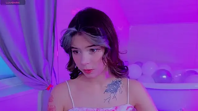 Hotary_Yuko on StripChat