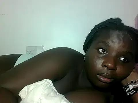 Freechat hotebbbyy on StripChat