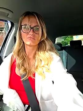 Freechat hotjessyca on StripChat