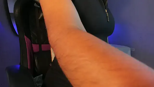 IamNayuta on StripChat