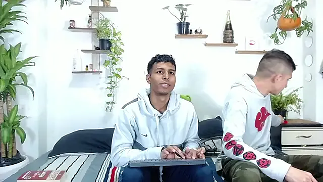 Interracial_Snow_Bunny — ALL BOYS NAKED AND  1 BOYS  SUCK COCK