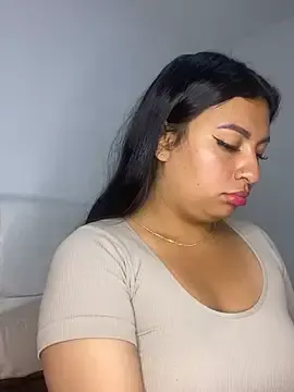 Issa_Santana on StripChat