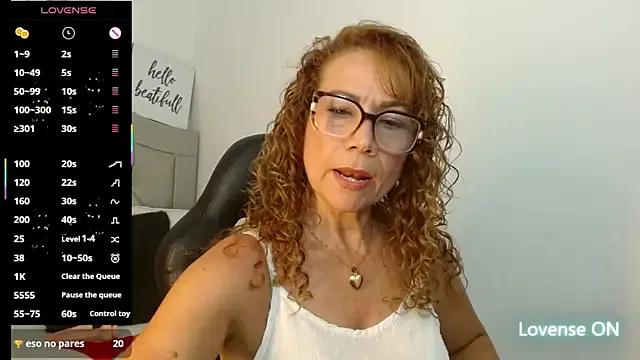 StripChat Jademommy_ is Freechat Jademommy_ — play with pussy oil