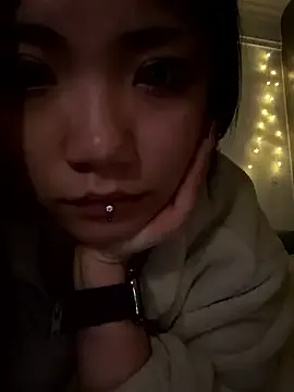 Jennie--007 on StripChat