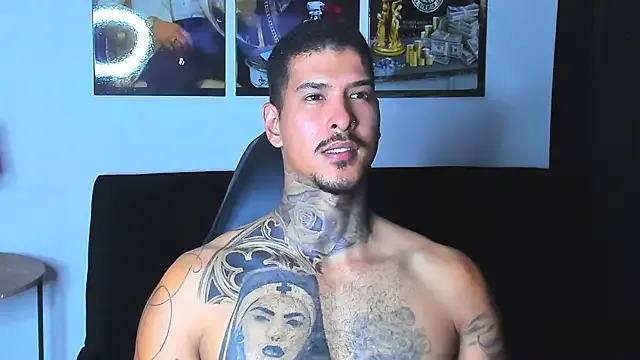 jiro_kenji1 on StripChat