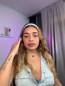 JoselinFlower_ on StripChat