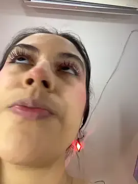 Juanita-Diaz on StripChat