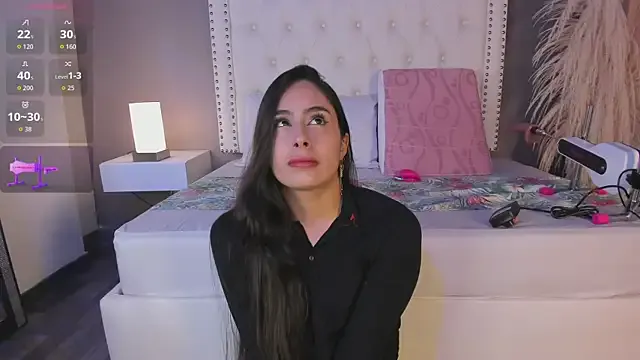 Julia_Martinez_ on StripChat