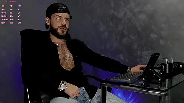 juliusmasters on StripChat