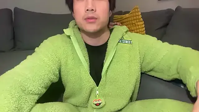 jungcock3210 on StripChat