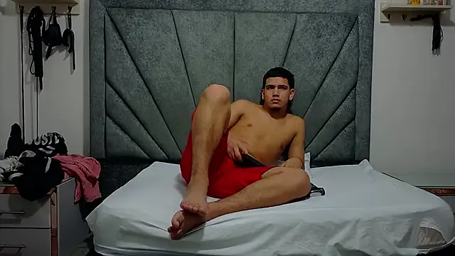 KamilaAndJavier on StripChat